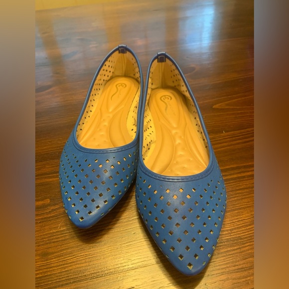 Cobalt Blue Flats 10 M - Picture 1 of 3